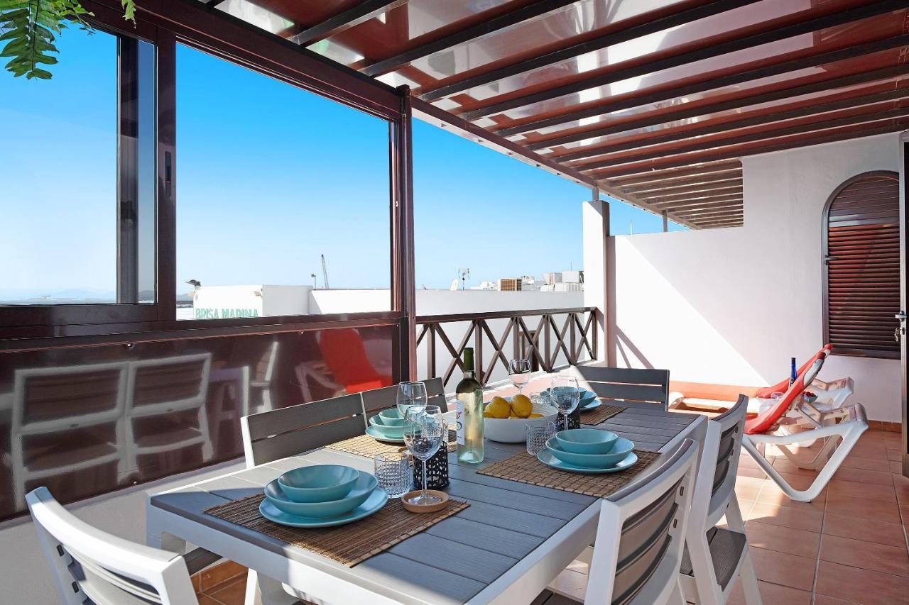 Apartamentos La Estrella III Playa Blanca  Exterior photo
