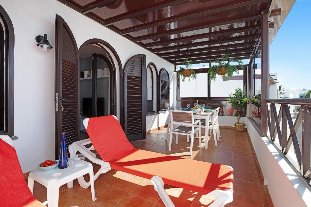 Apartamentos La Estrella III Playa Blanca  Exterior photo